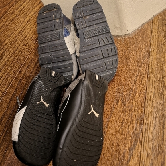 PUMA Baby Runners Size 6, 2 Pairs (Black Ones Fits Like a 5) - Picture 6 of 7
